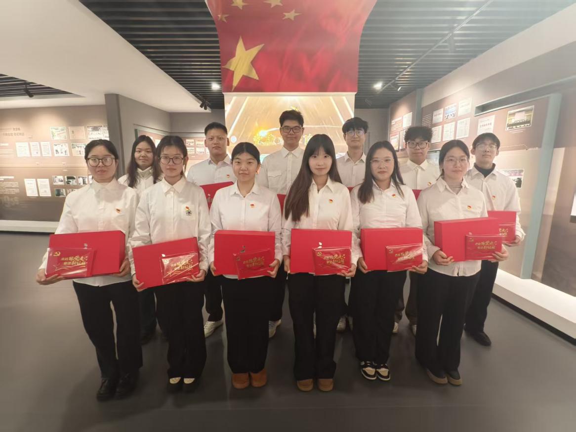 发政治礼物